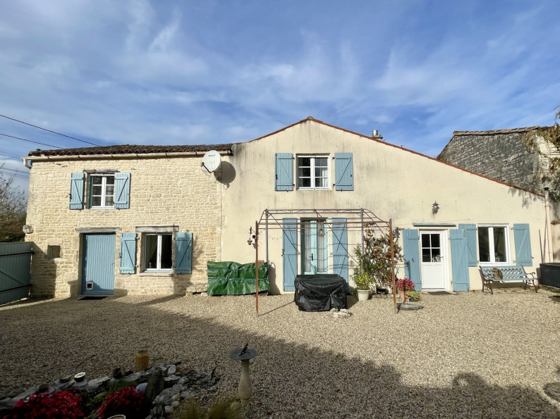 vente Maison de caractère Bresdon - Photo 1