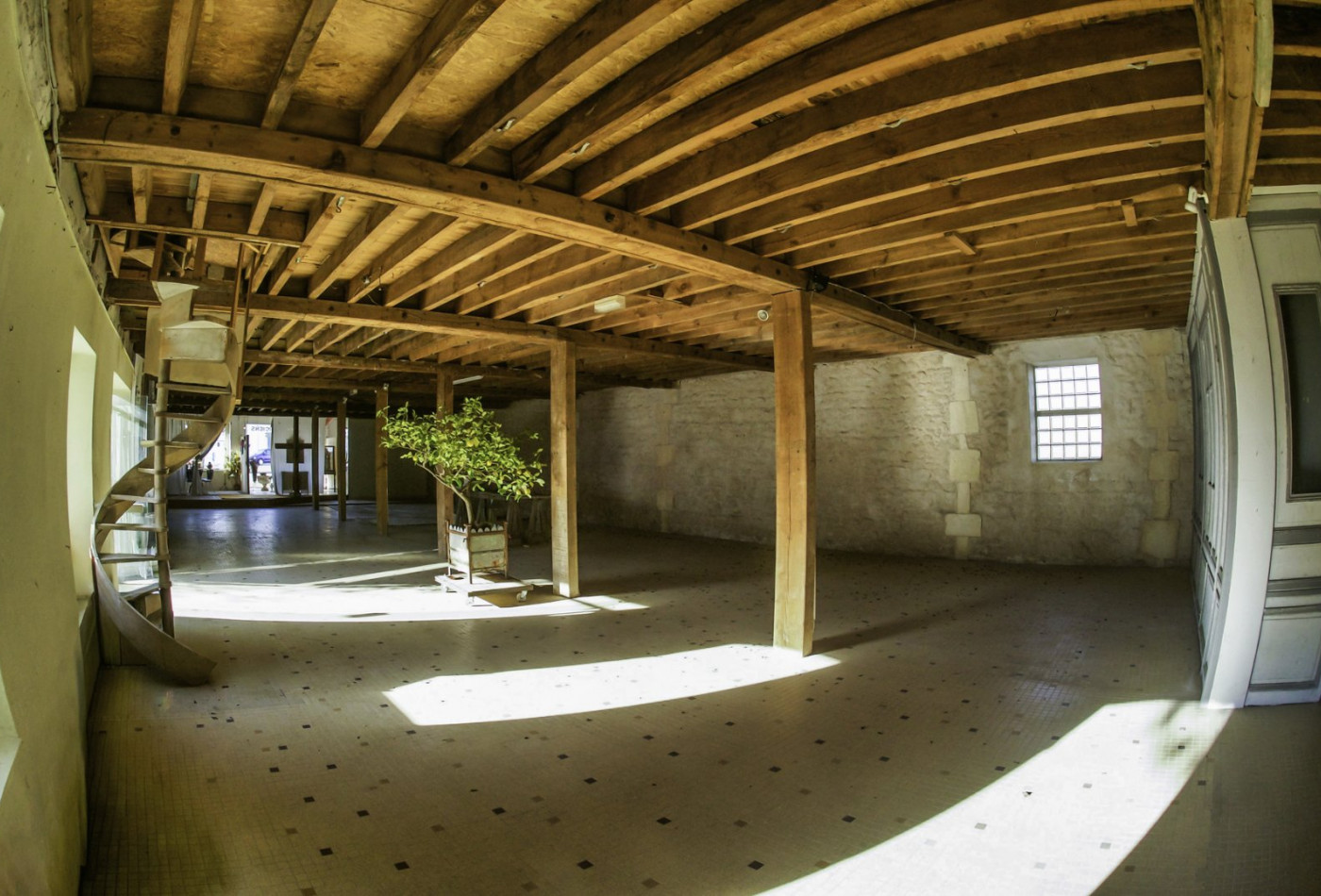 vente Maison et dépendances Saint Jean D'angely - Photo 9