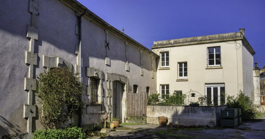 vente Maison et dépendances Saint Jean D'angely