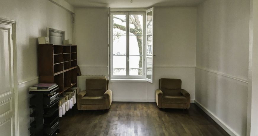 vente Maison et dépendances Saint Jean D'angely