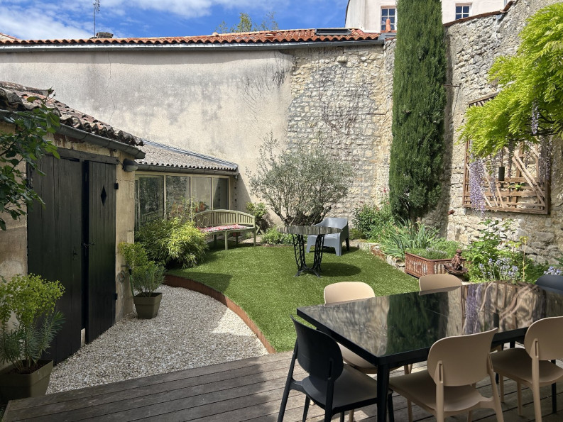 vente Maison Saint Jean D'angely - Photo 2