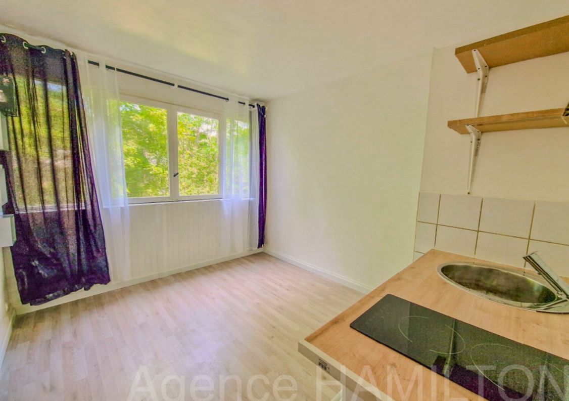 sale Studio Carrieres Sur Seine