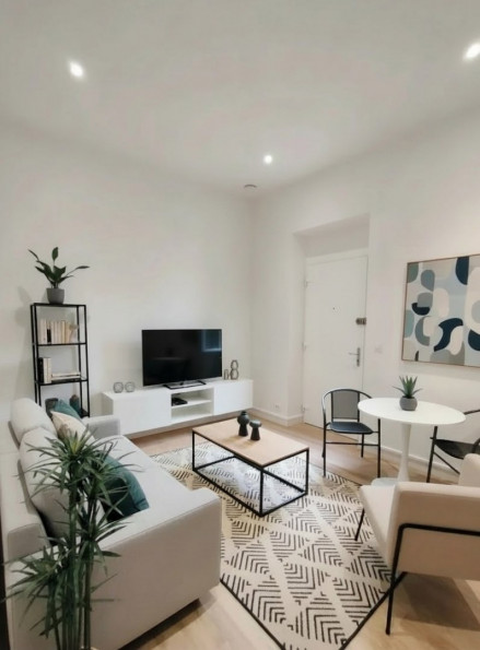 sale Appartement Paris 17eme Arrondissement - Photo 1