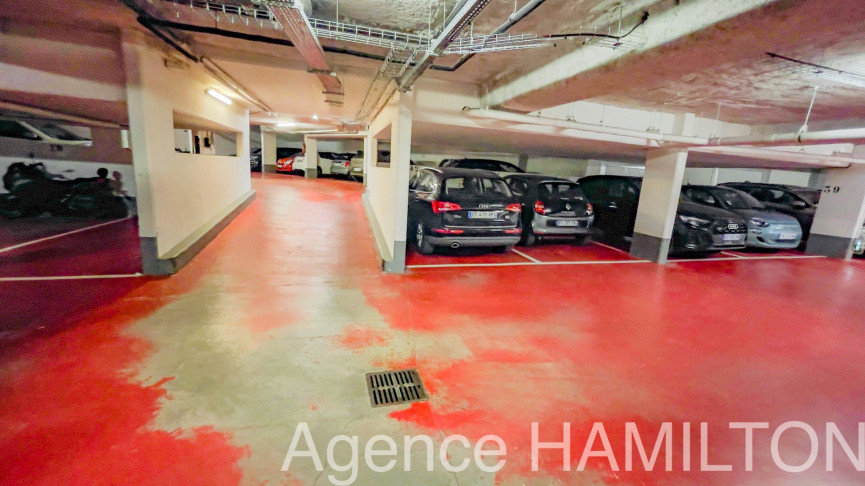 vente Parking intérieur Garches - Photo 3