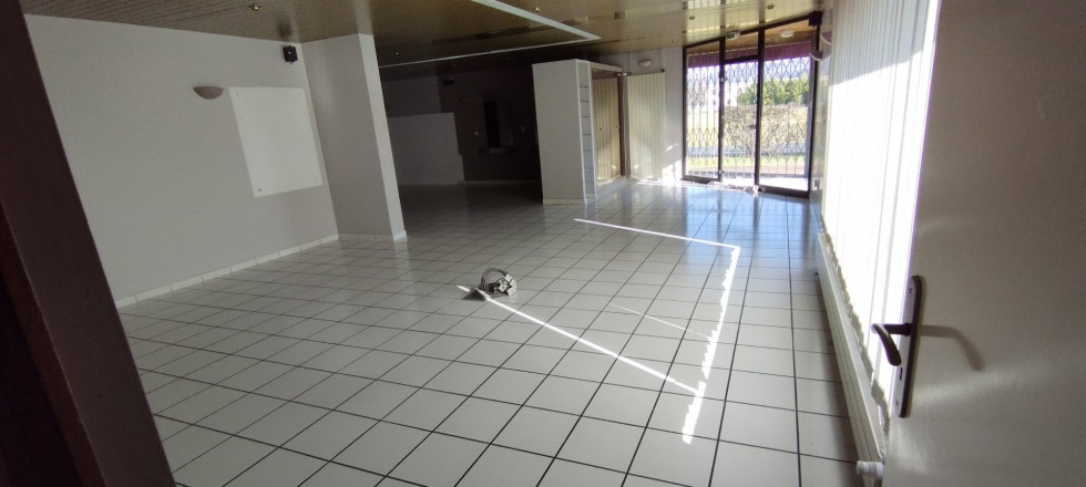 vente Local commercial Biars Sur Cere - Photo 3