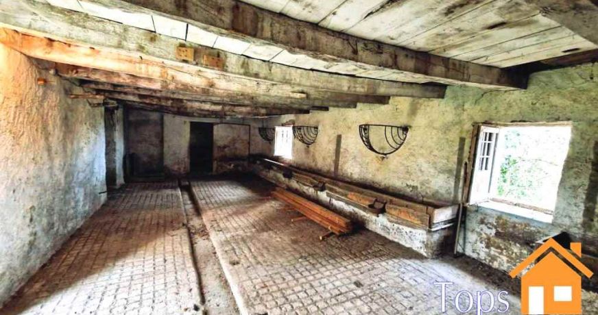 vente Maison Vailhourles