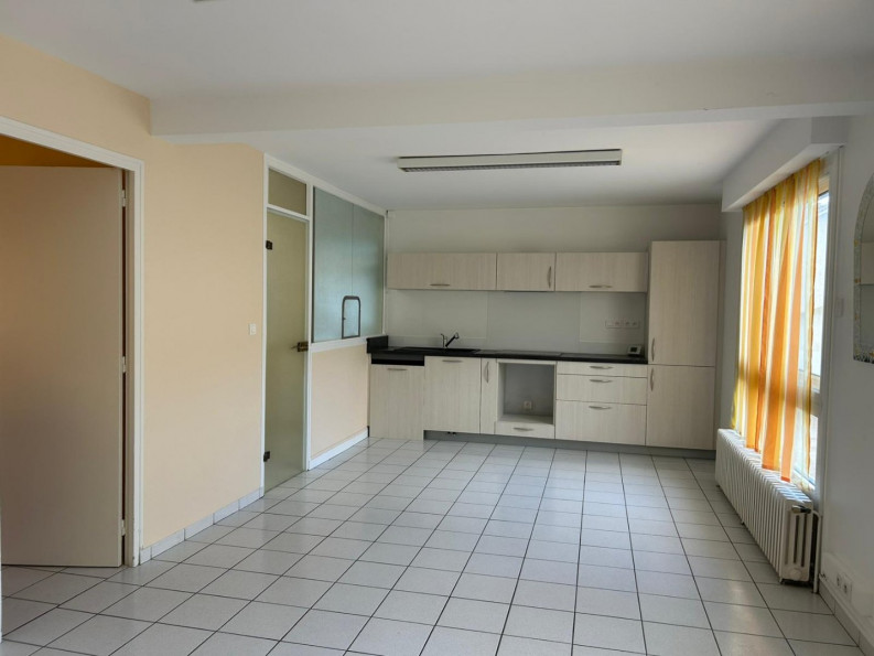 location Appartement Villefranche De Rouergue - Photo 1