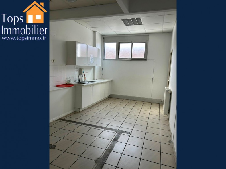 location Ateliers et bureaux Villefranche De Rouergue - Photo 6