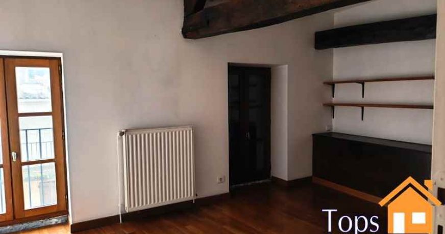 vente Appartement Vailhourles