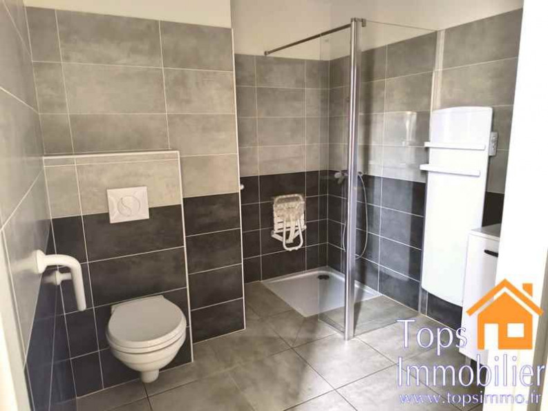 location Appartement Villefranche De Rouergue - Photo 9