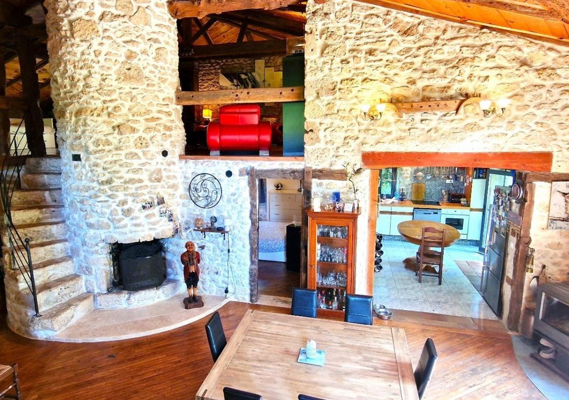 vente Ensemble immobilier Bourg De Visa