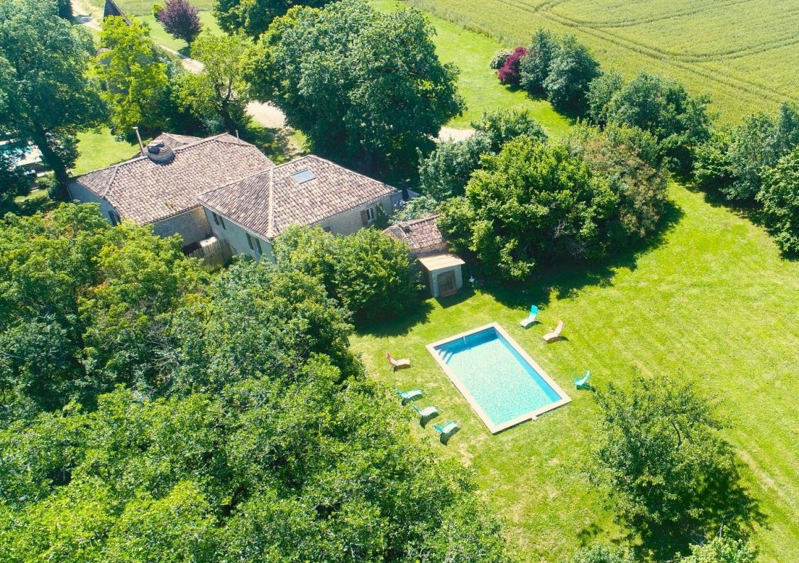 sale Ensemble immobilier Bourg De Visa