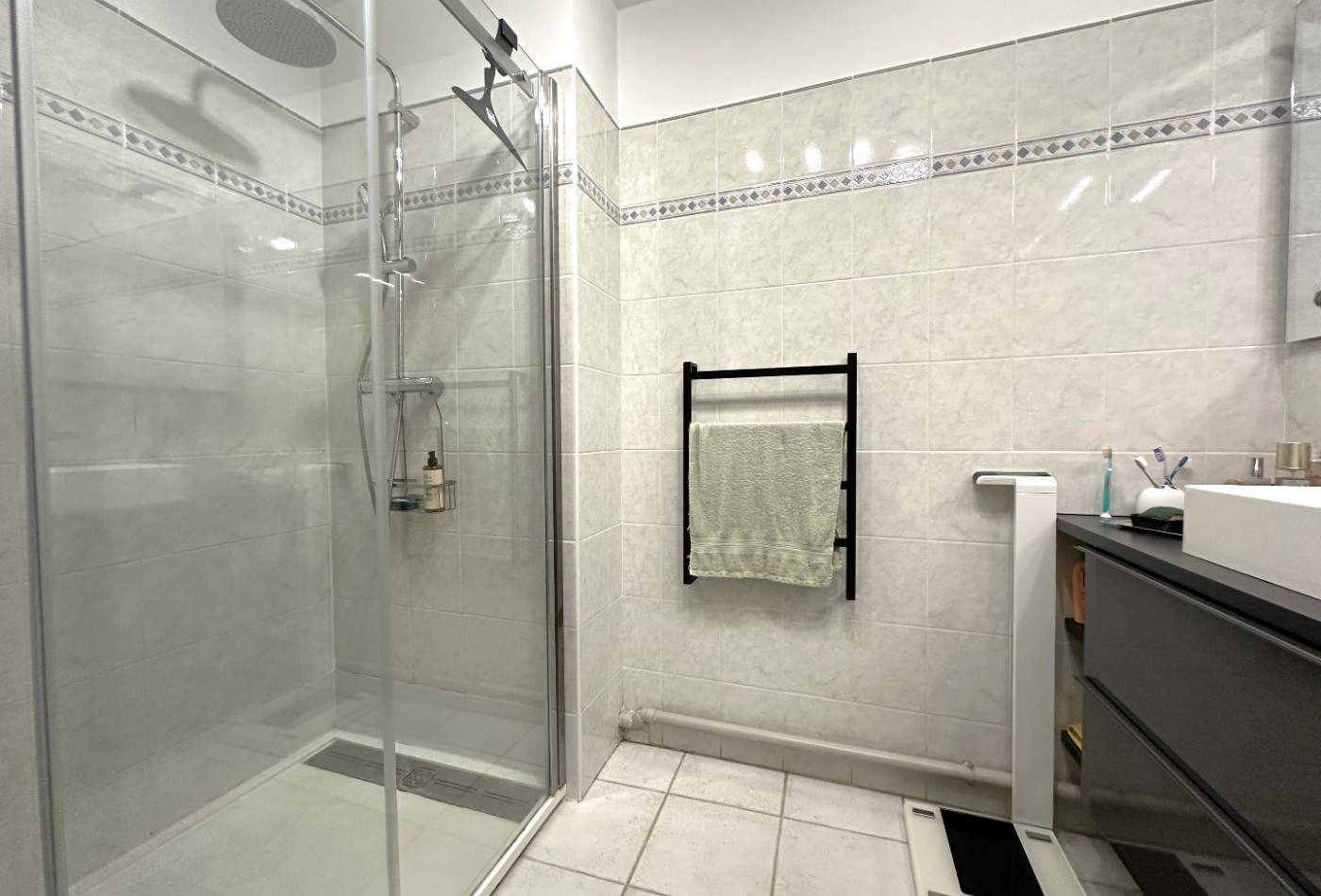 vente Appartement terrasse Aubagne - Photo 5