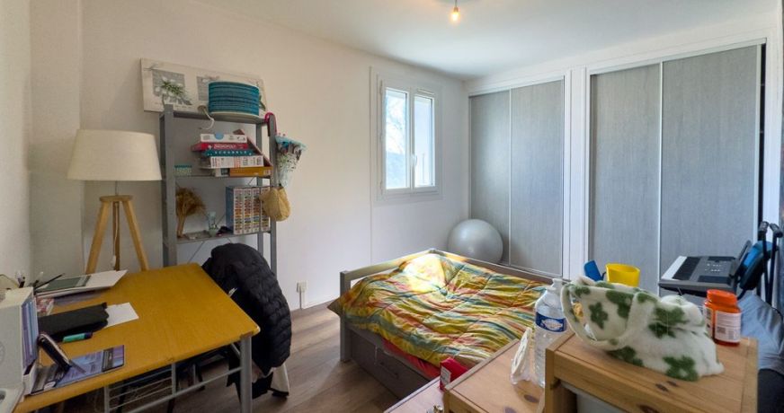 vente Maison de village Theze