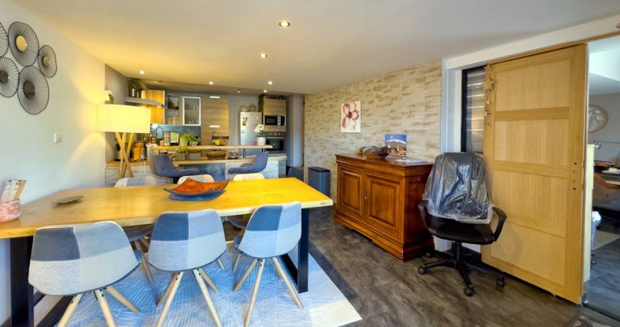 vente Maison de village Theze