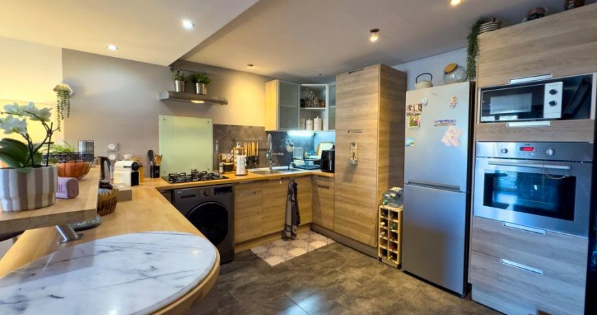 vente Maison de village Theze