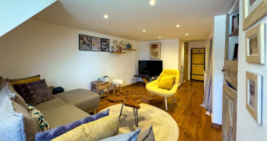 vente Maison de village Theze