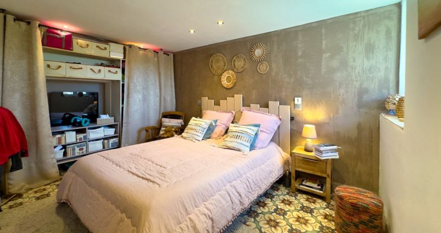 vente Maison de village Theze