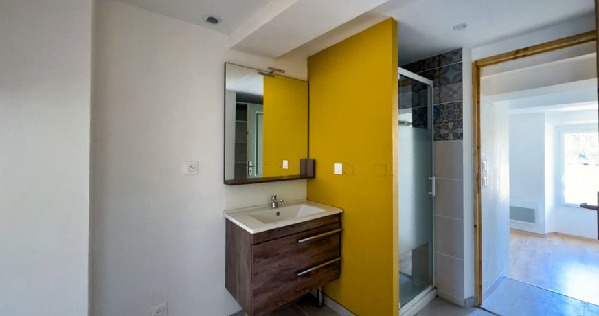 vente Maison de village Theze