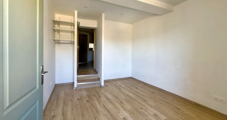 vente Maison de village Theze