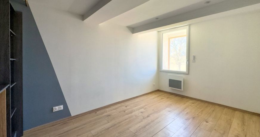 vente Maison de village Theze