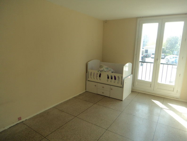 location Appartement Marignane - Photo 3