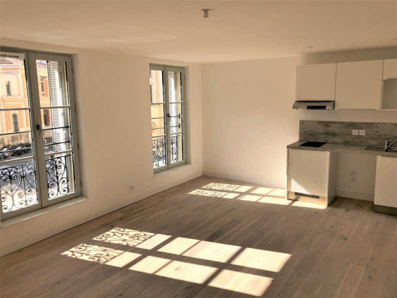 location Appartement Marseille 2eme Arrondissement - Photo 3