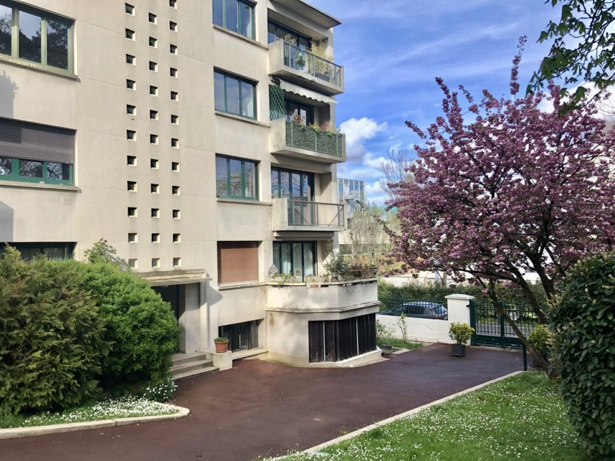  vendre Appartement en rez de jardin Saint Cloud