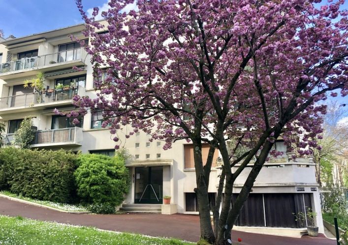 à vendre Appartement en rez de jardin Saint Cloud