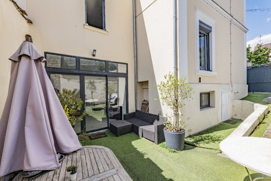 vente Maison bourgeoise Nanterre - Photo 2