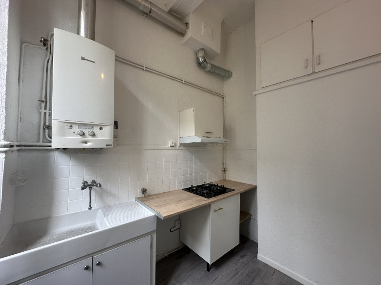 à louer Appartement Marseille 1er Arrondissement - Photo 2