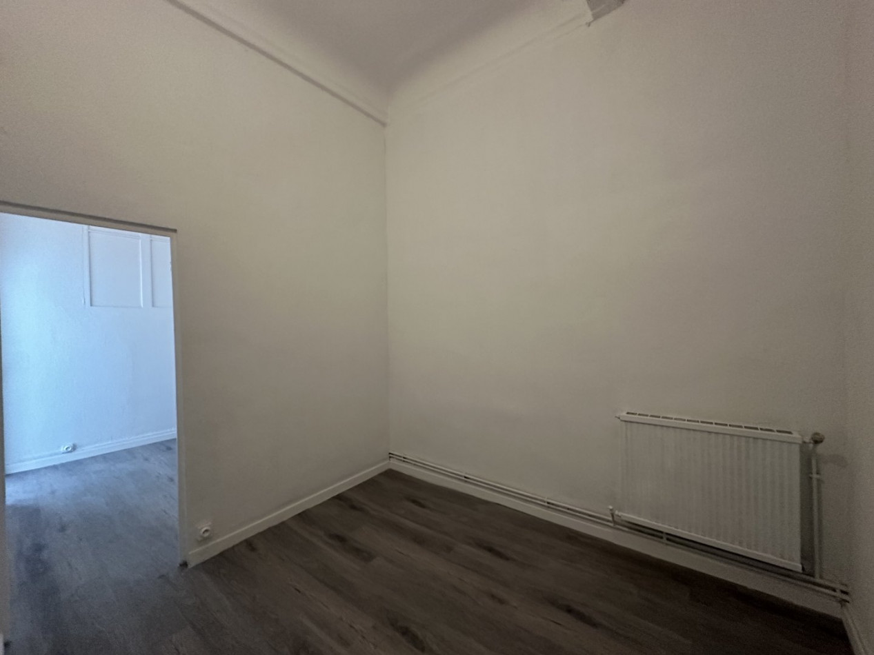 à louer Appartement Marseille 1er Arrondissement - Photo 6