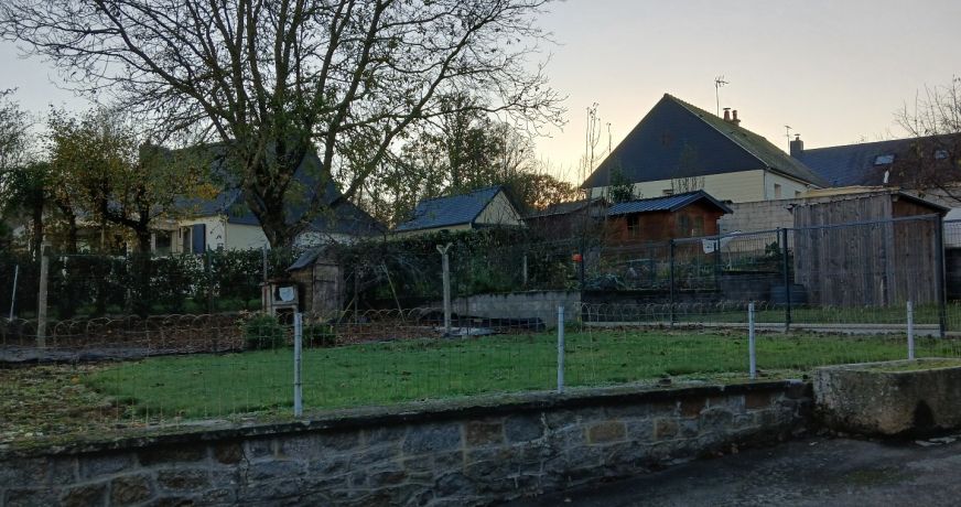 location Maison de ville Louvigne Du Desert