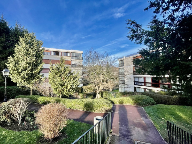 vente Appartement en rez de jardin Fontenay Le Fleury - Photo 1