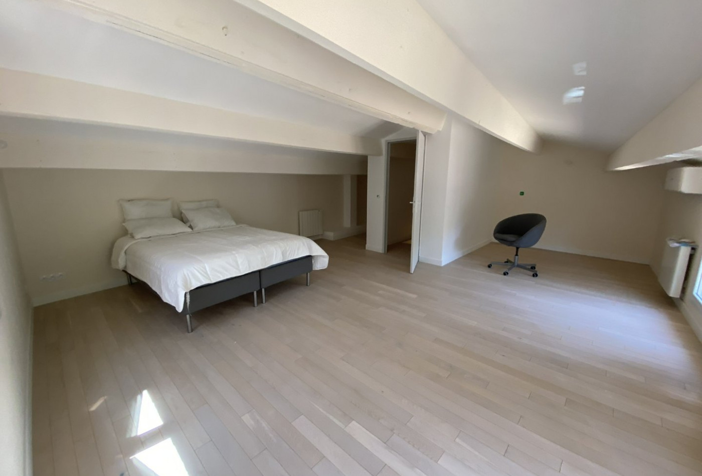 location Maison Saint Maximin La Sainte Baume - Photo 8