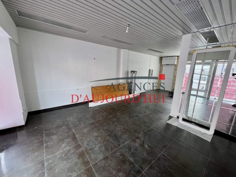 vente Local commercial Villers Bocage - Photo 1