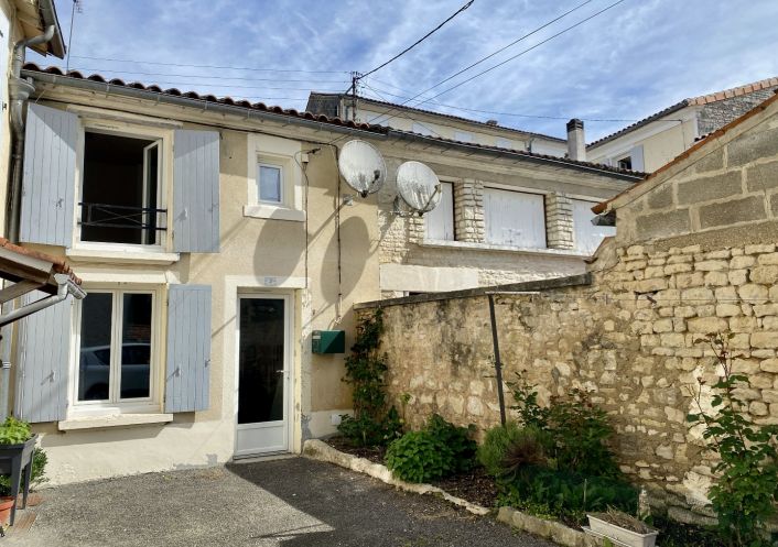 location Maison de ville Jarnac