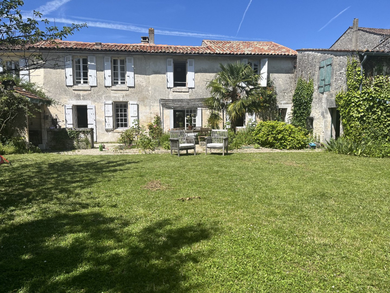 vente Maison Jarnac - Photo 1