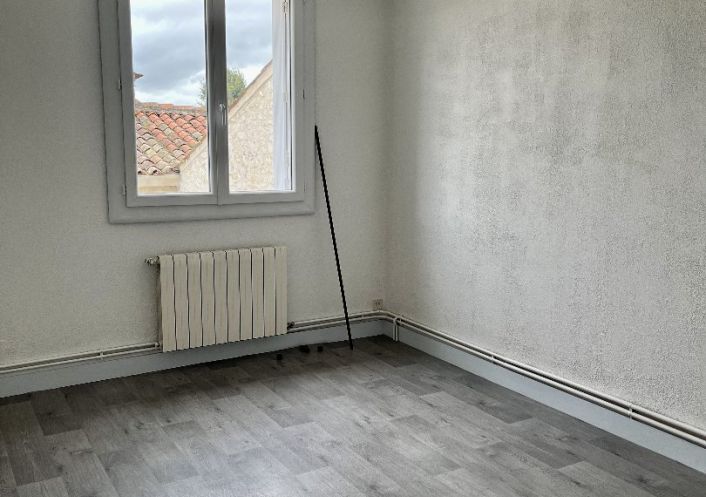 location Maison de ville Jarnac