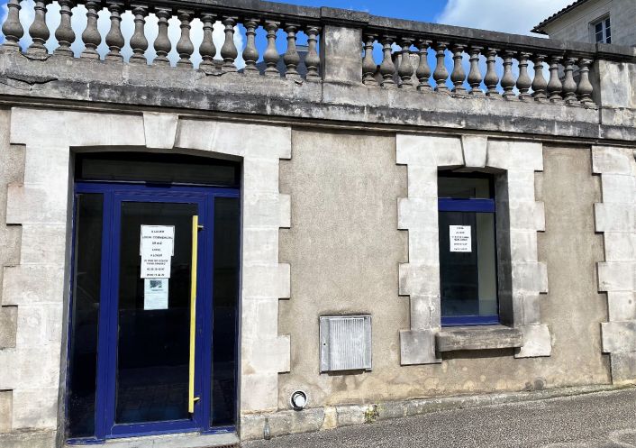 location Local commercial Jarnac