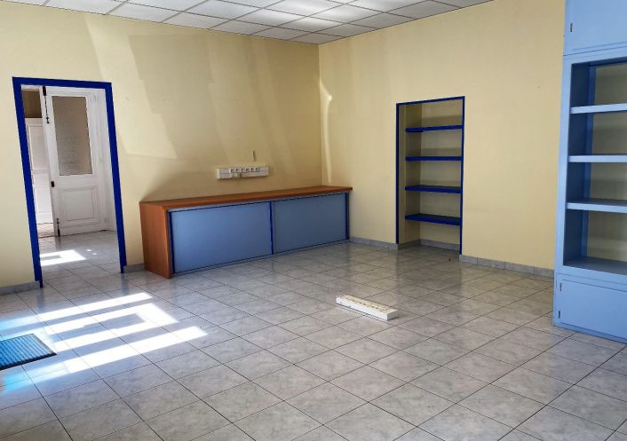 location Local commercial Jarnac