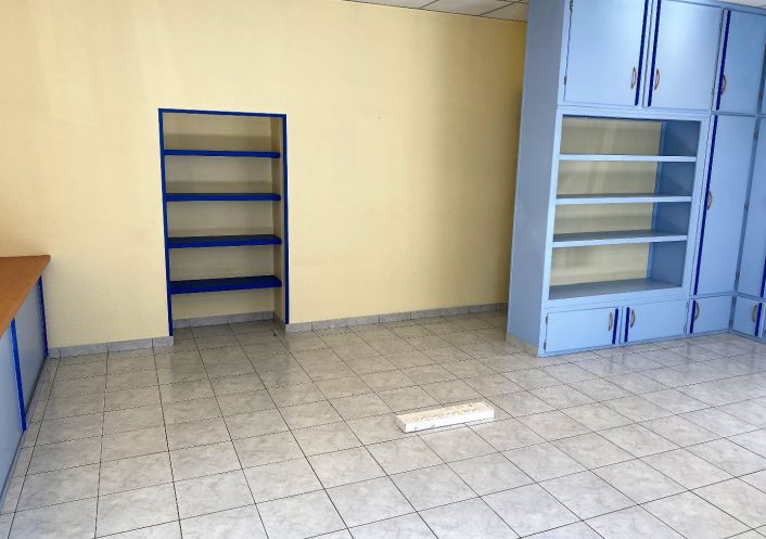 location Local commercial Jarnac