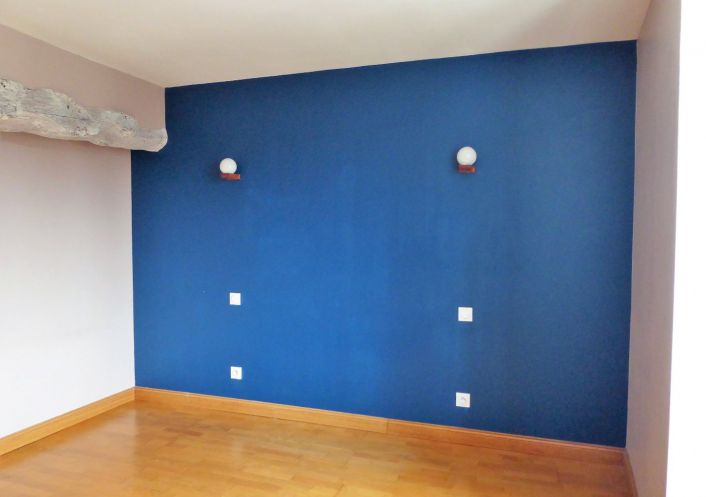 location Maison de caractère Sigogne