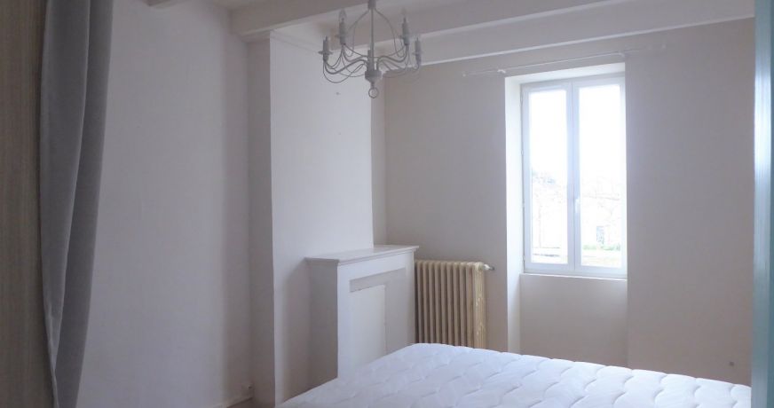 location Maison de ville Jarnac