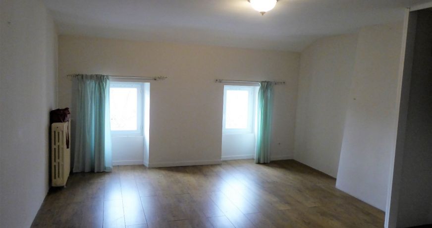 location Maison de ville Jarnac