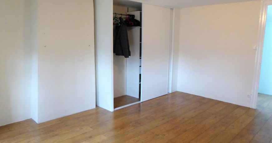 location Maison de ville Jarnac