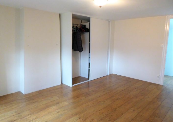 location Maison de ville Jarnac