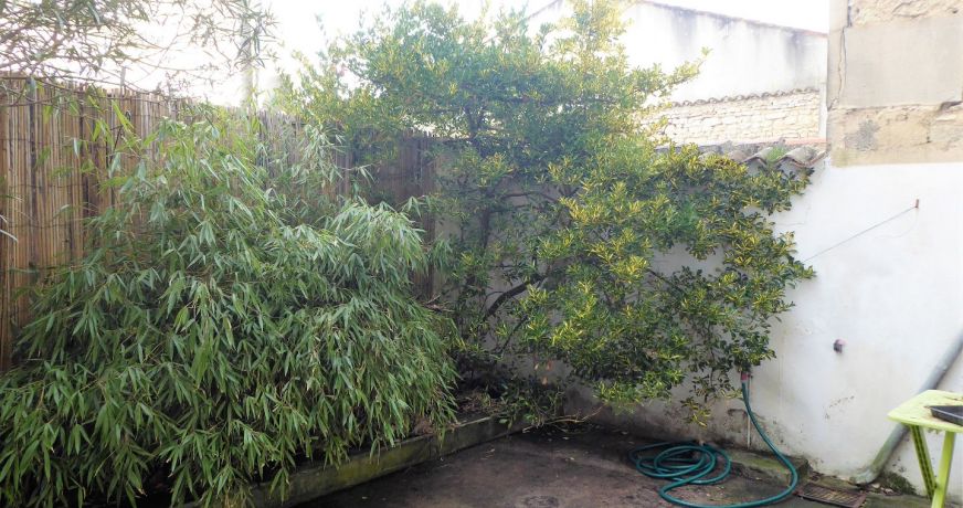 location Maison de ville Jarnac