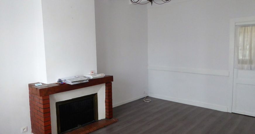 location Maison de ville Jarnac