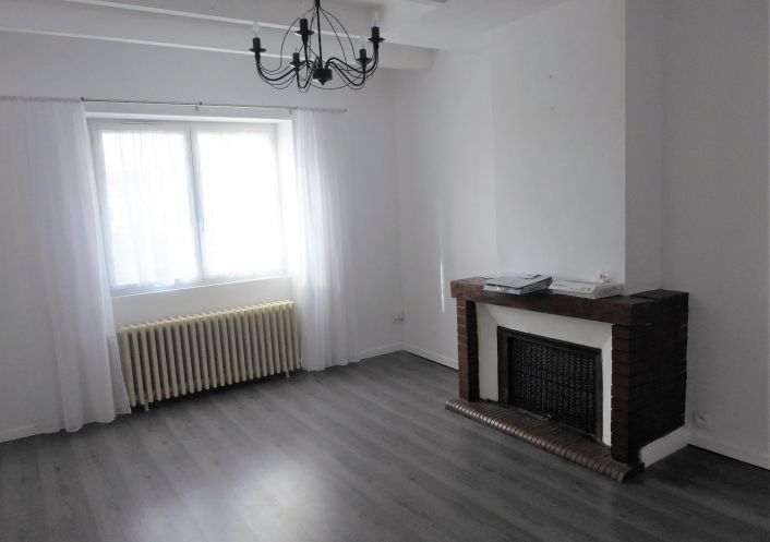 location Maison de ville Jarnac